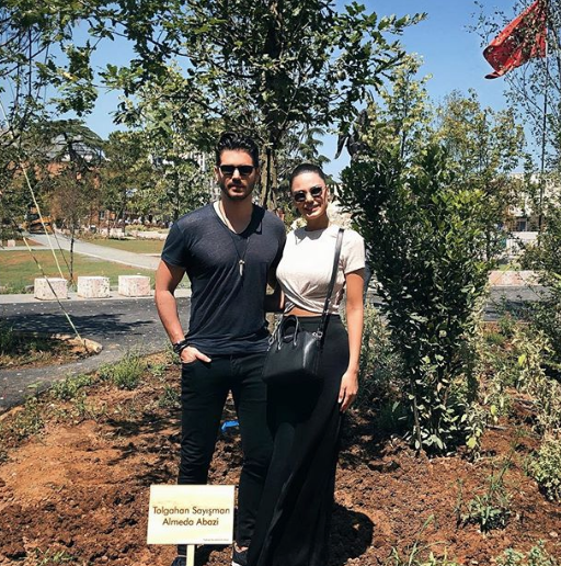 Canlı yayında büyük sürpriz! Öpücük yağmuruna tuttu - Resim: 4