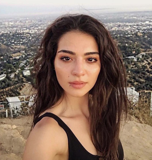 Çarpışma'nın yıldızı Melisa Aslı Pamuk Beşiktaşlı futbolcu ile birlikte - Resim: 1