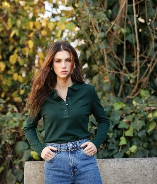 İç çamaşırsız derin dekoltesiyle Arka Sokaklar'ın Zeliş'i Yüsra Geyik tepki çekti - Resim: 1