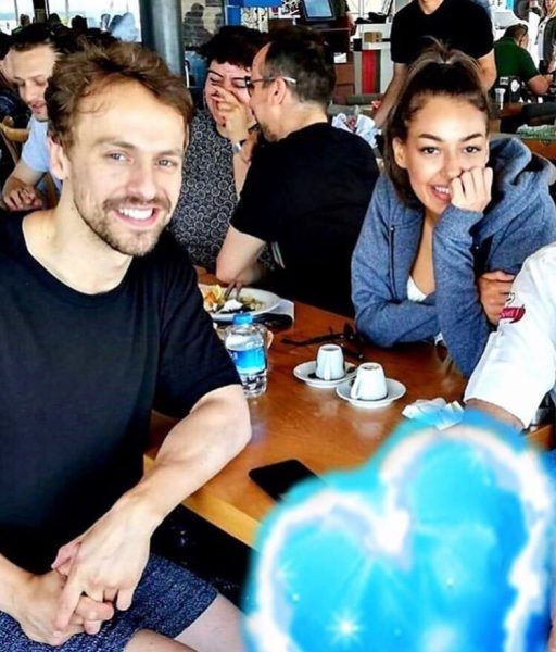 Dilan Çiçek Deniz Atiye'nin yıldızı Metin Akdülger'le aşk yaşıyor! - Resim: 2