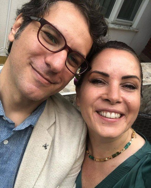 Kırmızı Oda'nın eski yıldızı Sevinç Erbulak ile Volkan Cengen evleniyor nişanlandılar - Resim: 3