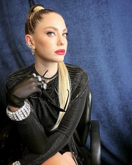 Babasının sağlık durumunu açıkladı! Yasak Elma'nın Yıldız'ı Eda Ece iyi haberi verdi - Resim: 3