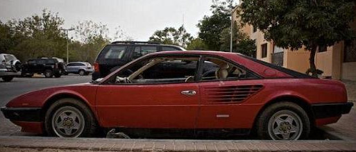 Anahtarı üstünde sahipsiz lüks otolar - Resim: 4