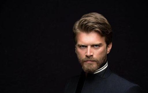 Kıvanç Tatlıtuğ oyunculuk tarihine geçti - Resim: 1