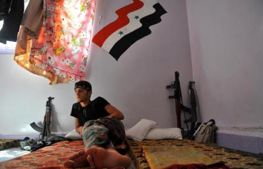 Halep şiddetli çatışmalarla boğuşuyor - Resim: 1