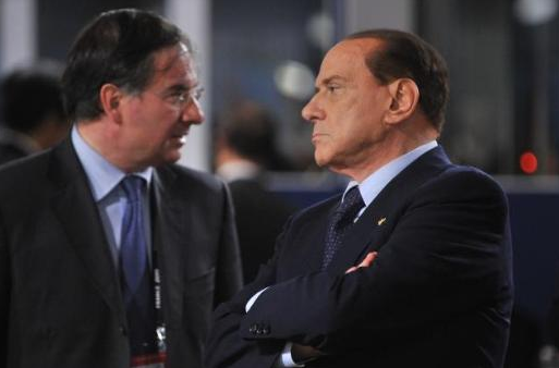 Berlusconi fena yakalandı - Resim: 2
