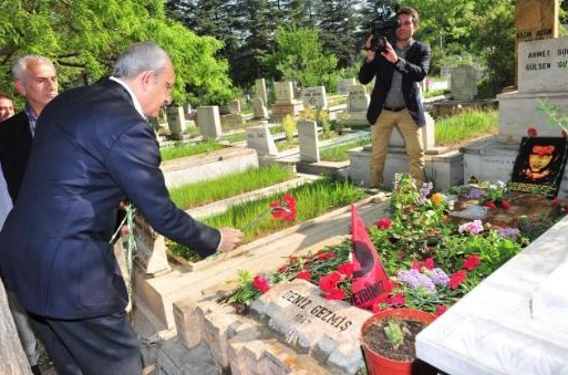 Bunu bir CHP lideri ilk kez yaptı - Resim: 1