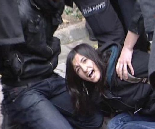 Gül'ü böyle protesto ettiler - Resim: 4