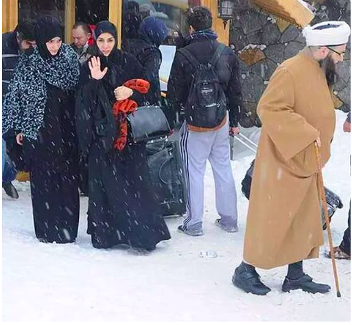 Cübbeli Ahmet'in oğlu Yusuf Ünlü kimdir, kaç yaşında evli mi? Cübbeli Ahmet'İn gelini  var mı? - Resim: 1