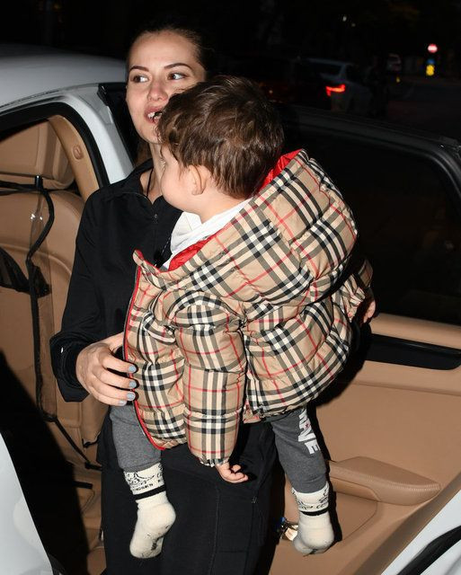 İşte Karan Özçivit'in son hali Fahriye Evcen oğluyla beraber görüntülendi - Resim: 1