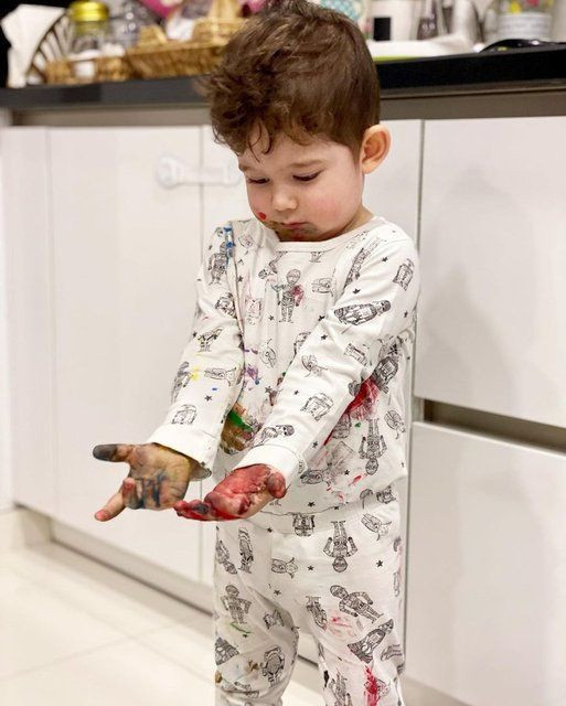 Fahriye Evcen oğlu Karan ile beraber paylaştı beğeniler yağmur gibi yağdı - Resim: 2