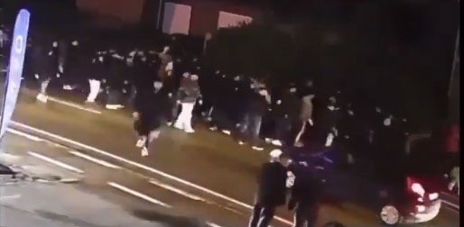 Belçika'da PKK yandaşları Öcalan posterleriyle Türk mahallesine girdi ortalık karıştı - Resim: 0