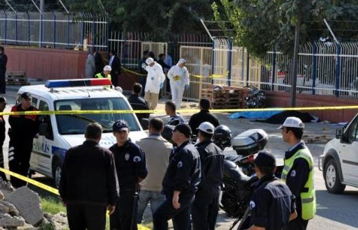 Polislerimize hain pusu - Resim: 2