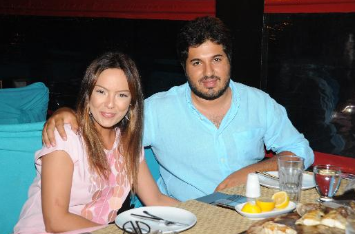 Dostu düşmanı çatlatacak poz! - Resim: 3