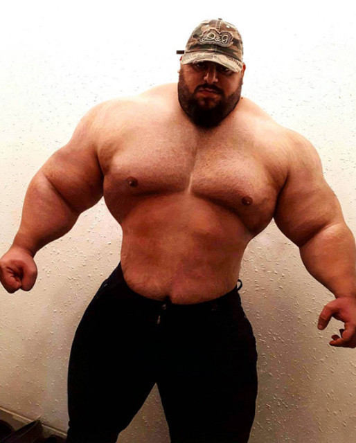 Herkes onu 'DEAŞ'lı Cellat' olarak biliyordu 'İranlı Hulk' ilk kez konuştu - Resim: 3