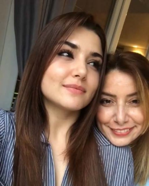 Hande Erçel'in annesi kim neden öldü Aylin Erçel hastalığı neydi? - Resim: 2