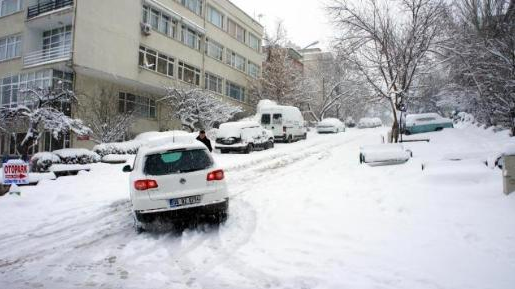 Başkent beyaz esarete teslim - Resim: 2