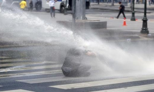 Ankara'da cenaze gerilimi - Resim: 4