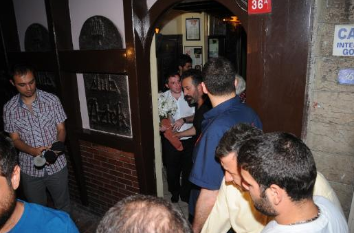 Eşi için mekan kapattı - Resim: 1