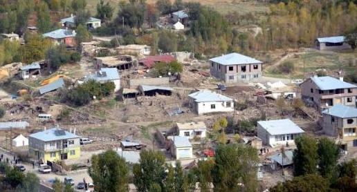 Deprem bölgesi havadan böyle görüntülendi - Resim: 2