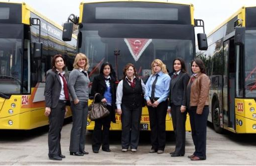Adana'da otobüsler kadınlara emanet  - Resim: 3