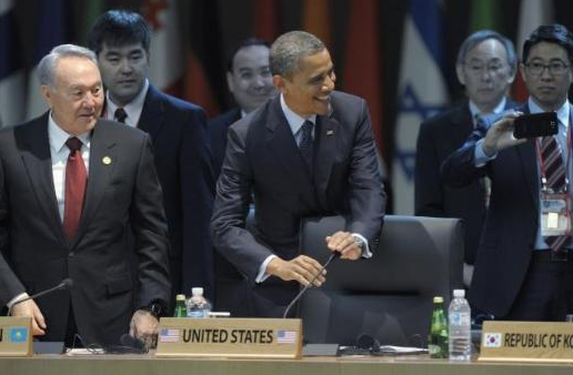 Obama'dan mikrofon şakası - Resim: 2