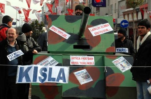 28 Şubat'ın tanklarını yürüttüler! - Resim: 2