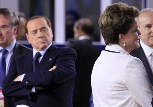 Berlusconi fena yakalandı - Resim: 3