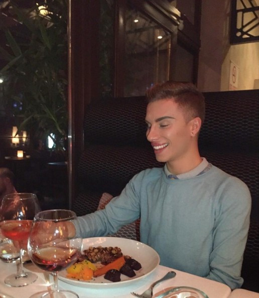 Instagramın Türk barbi erkeğinin pozları - Resim: 1