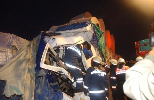 Bu kaza TEM'i adeta felç etti! - Resim: 4