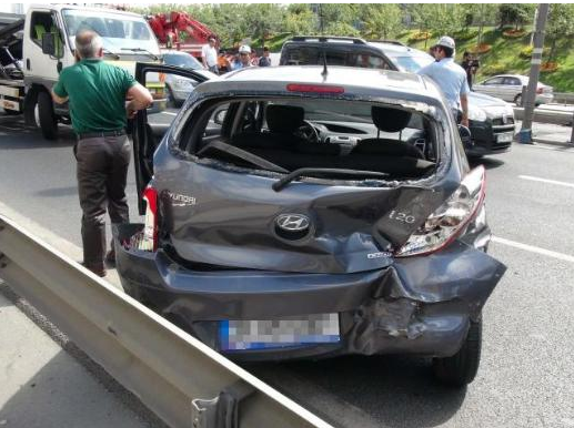 E-5'i trafiğe kapatan kaza! - Resim: 4