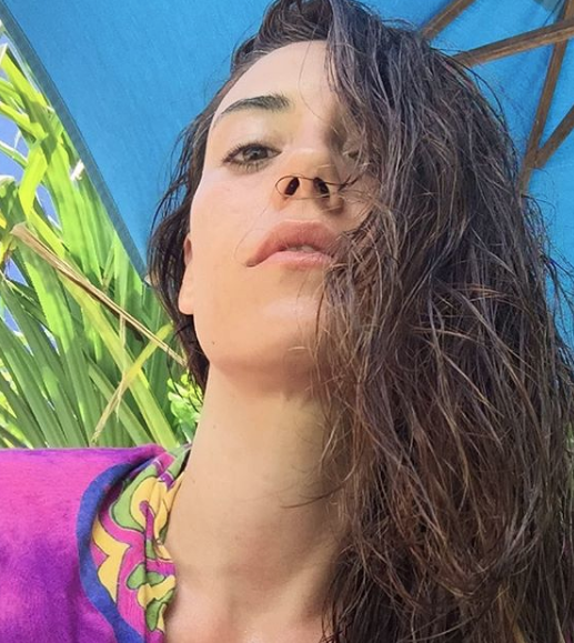 Şahsiyet dizisi bitince işsiz kalan Cansu Dere evinden oldu! - Resim: 4