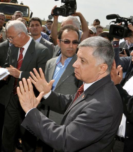 Rektörün odasından çıkanlara bak - Resim: 1