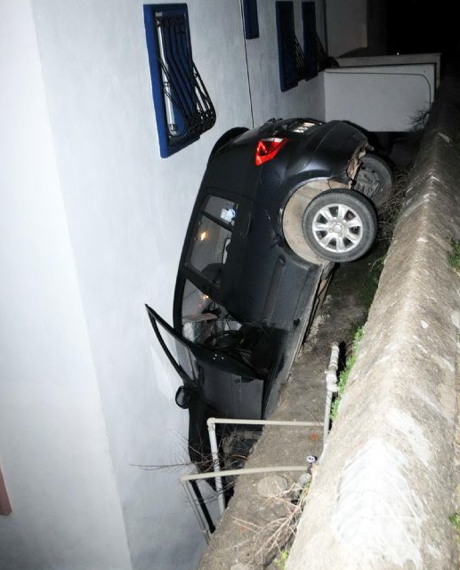 Fren yerine gaza basınca... - Resim: 2