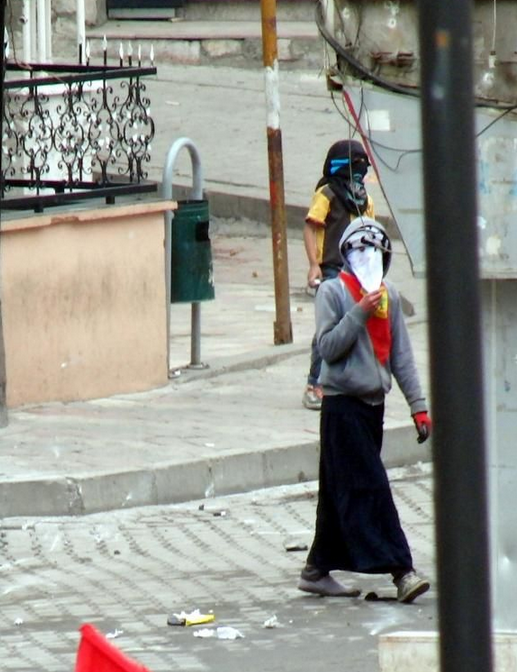 Güneydoğu'da Öcalan gerginliği - Resim: 3