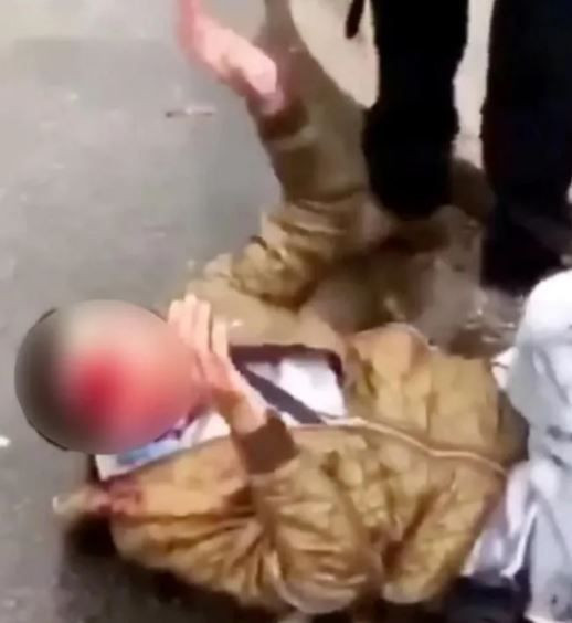 Markette kıza cinsel organını gösterdi! Yalvarması fayda etmedi sonu feci şekilde bitti - Resim: 2