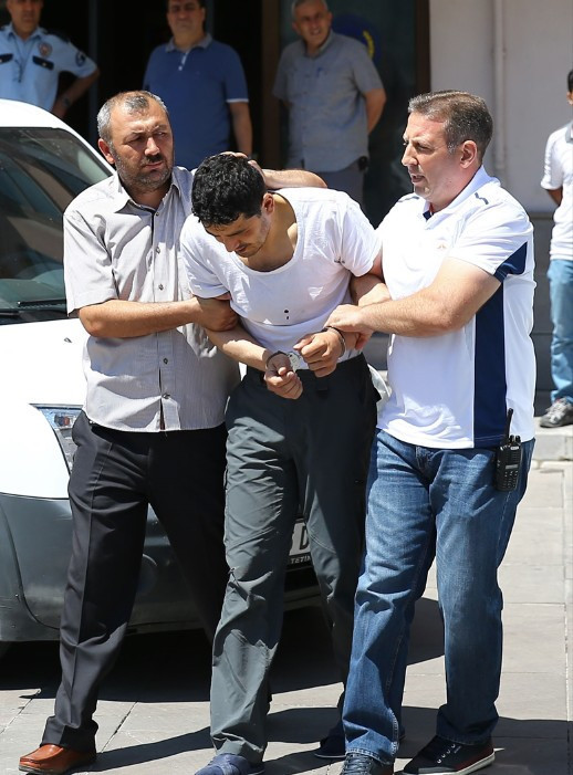 Darbeci general Öztürk'ün damadı böyle getirildi! - Resim: 3