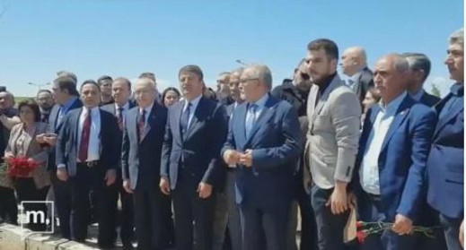 Kemal Kılıçdaroğlu Fatiha okurken Adıyaman'da tepkiyle karşılaştı: Bu Fatiha bilmiyor ki!.. - Resim: 0