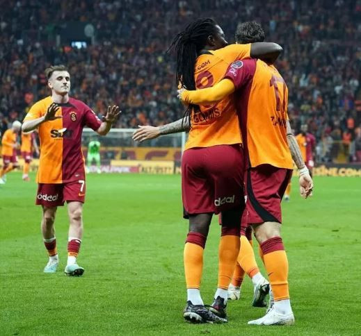 Galatasaray'da Gomis krizinin perde arkası! Sözleşmesini feshetmeye gelmişti, af çıktı! - Resim: 3