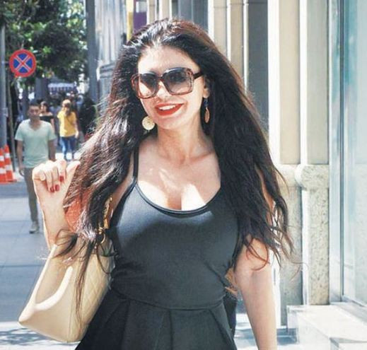 Ünlü şarkıcı bu itirafıyla şaşırttı 'Önce poposuna bakarım' - Resim: 4