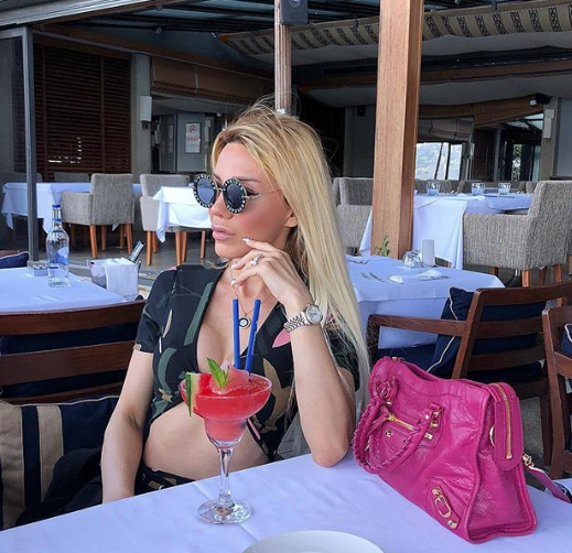 Ciciş kardeşlerden Esra Ersoy'un son hali görenleri şaşırttı - Resim: 4