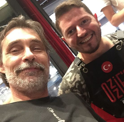 Behzat Ç.'nin yıldızı Erdal Beşikçioğlu: Devletimiz öl dese ölürdüm! - Resim: 3