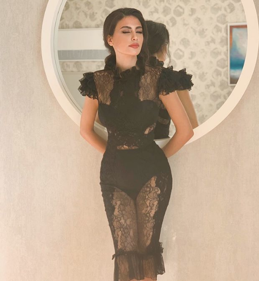 Tescilli dünya güzeli Yasak Elma'ya transfer oldu yeni sezonda olay yaratacak - Resim: 2