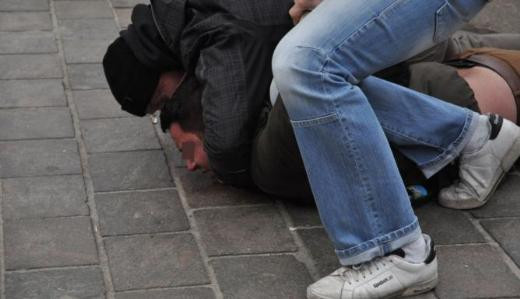 Erdoğan'ın konvoyuna şişe fırlatmışlar - Resim: 1