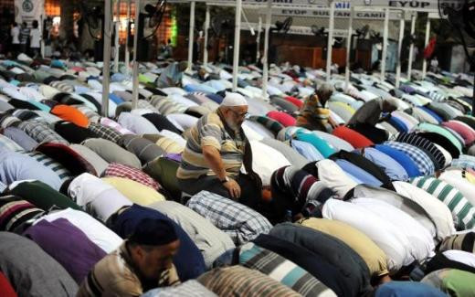 Kadir Gecesi'nde camiler doldu taştı - Resim: 3