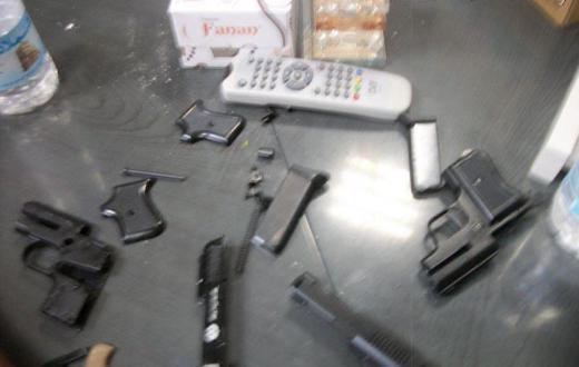 Bisküvi kolilerinden Türk silahları çıktı - Resim: 2