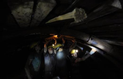 İşte madencilerin karanlık hayatı - Resim: 1