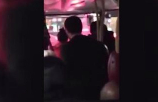 İngiltere'de Türk yolcuya ırkçı saldırı