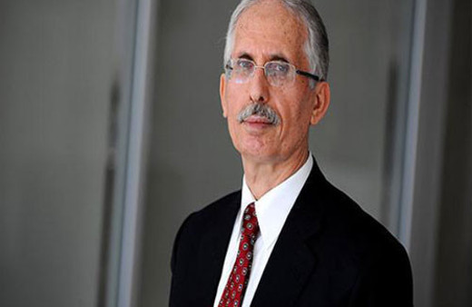 Ünlü anketçi Özer Sencar'dan reklam gafı