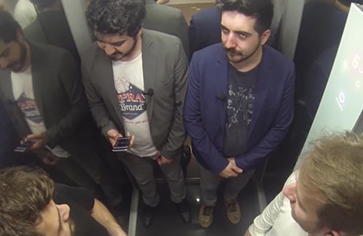 Asansörde aklımızdan geçenler